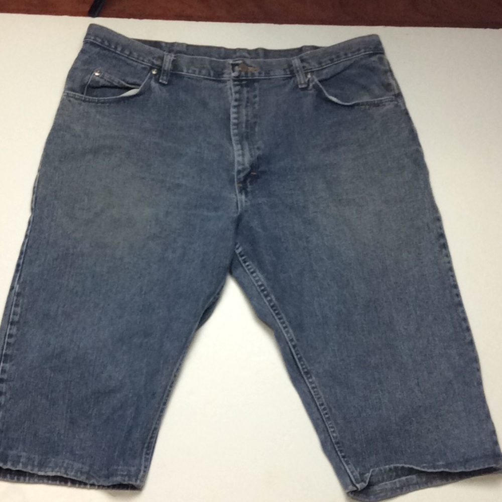Wrangler Relaxed Fit Mens Long Denim Shorts Sz 40